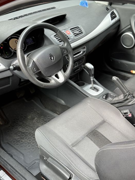 Renault Megane 2.0 бензин Автомат