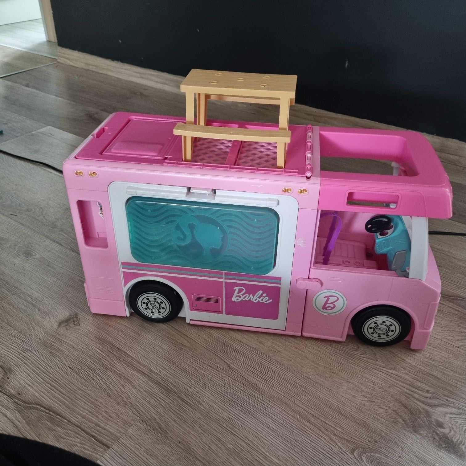 Samochód Kamper Barbie