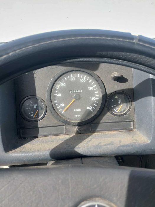 Mercedes MB 100 9 Lugares