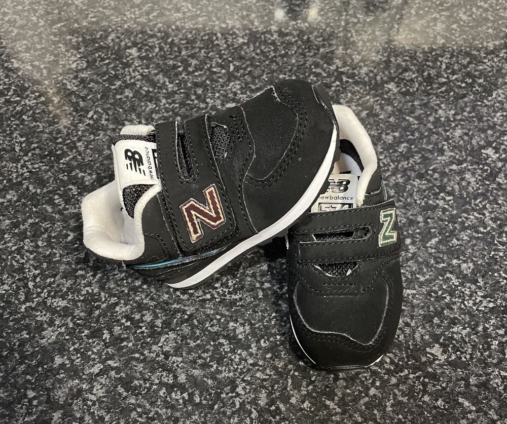 Tenis New Balance N21