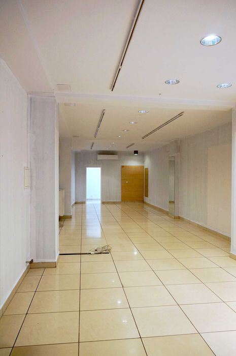 Do wynajęcia lokal 74m² na parterze,  handlowe centrum miasta