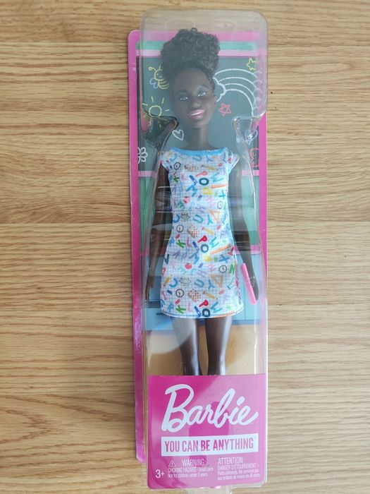 Lalka Barbie Nauczycielka
