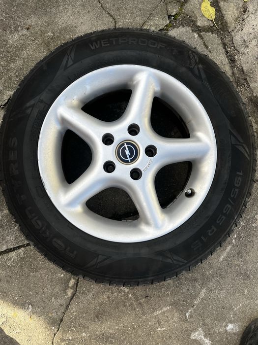 Felgi aluminiowe + opony 5x110 r15