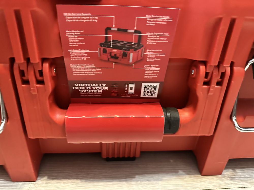 Milwaukee packout czerwone