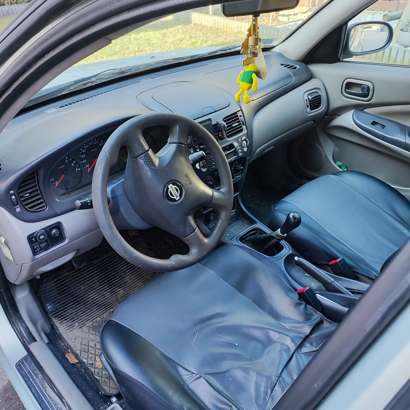 Nissan almera n16 1,5 benzyna + gaz + hak