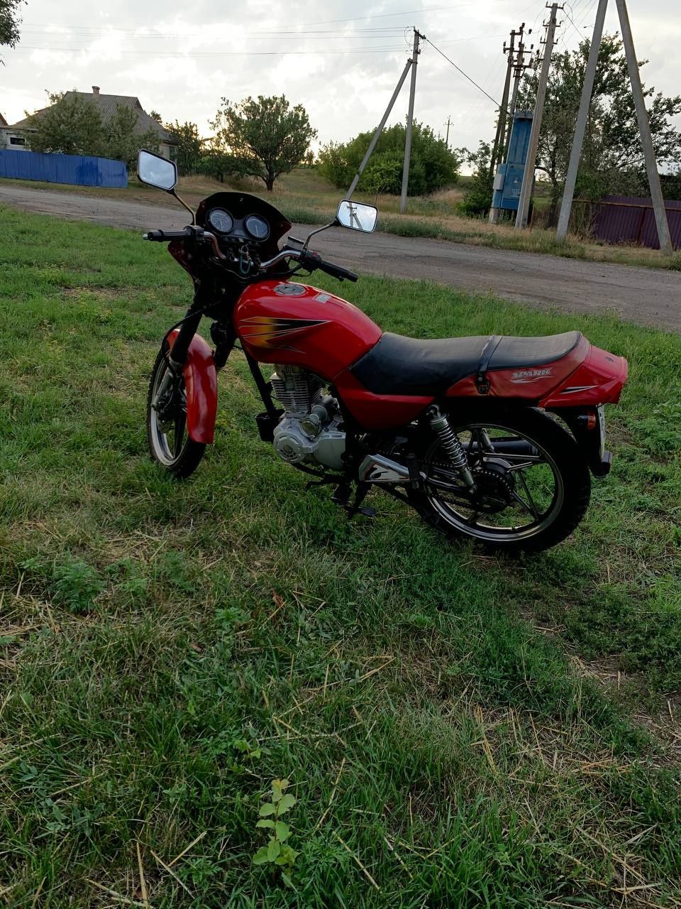 Спарк 150 гарний стан.