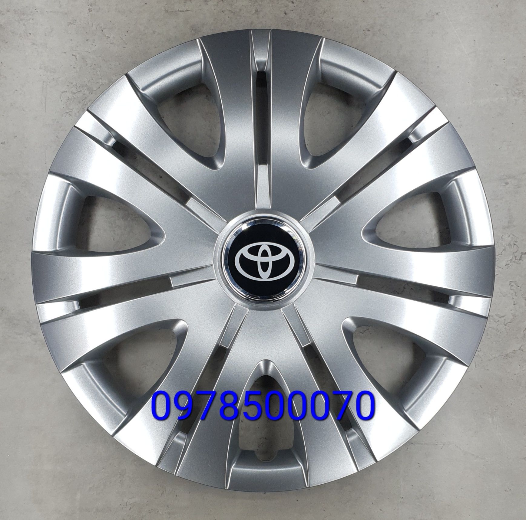 Ковпаки Тойота R16 Corolla Camry Avensis Yaris Auris Колпаки Toyota