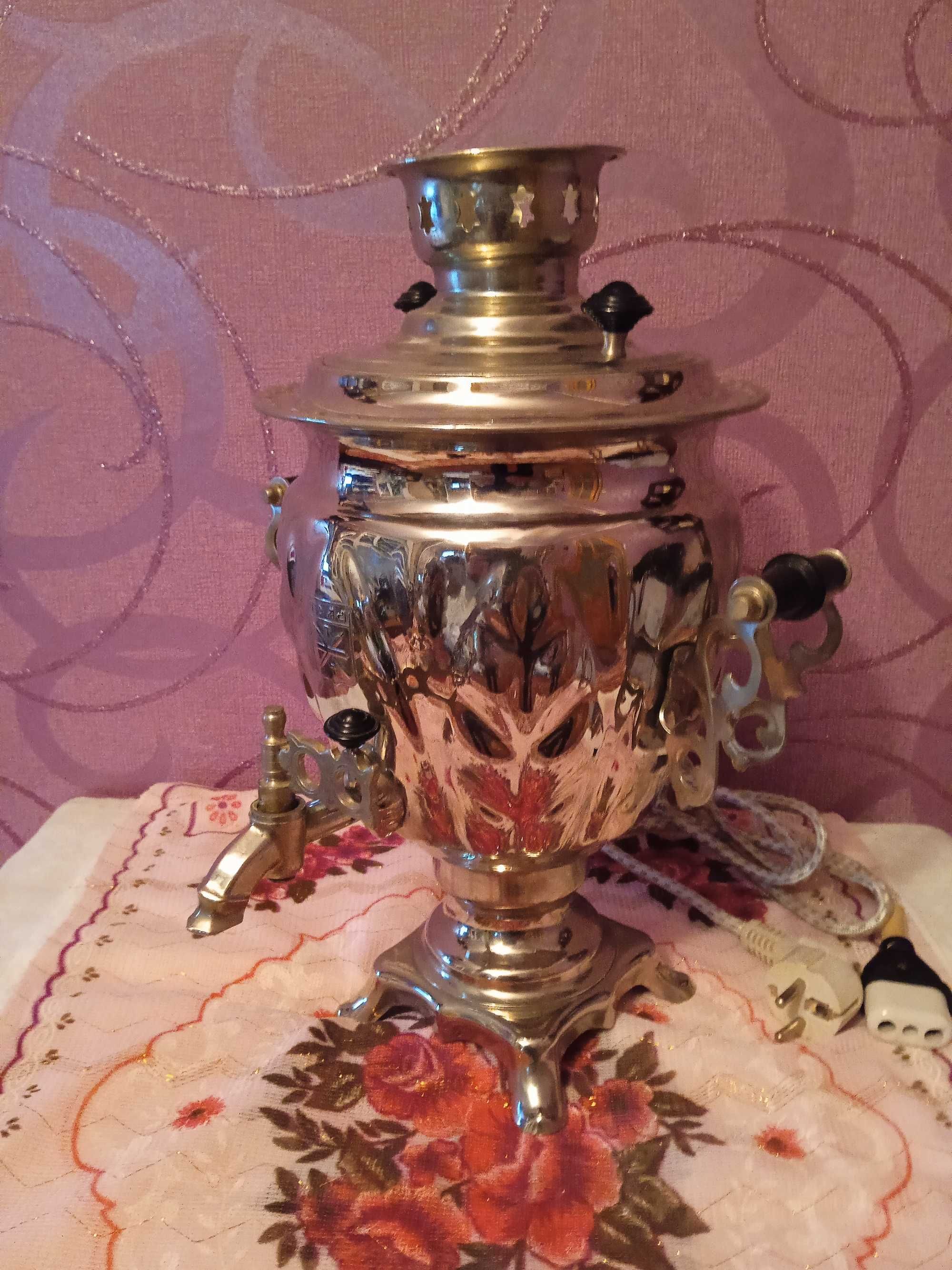 Продам эл.самовар времен СССР