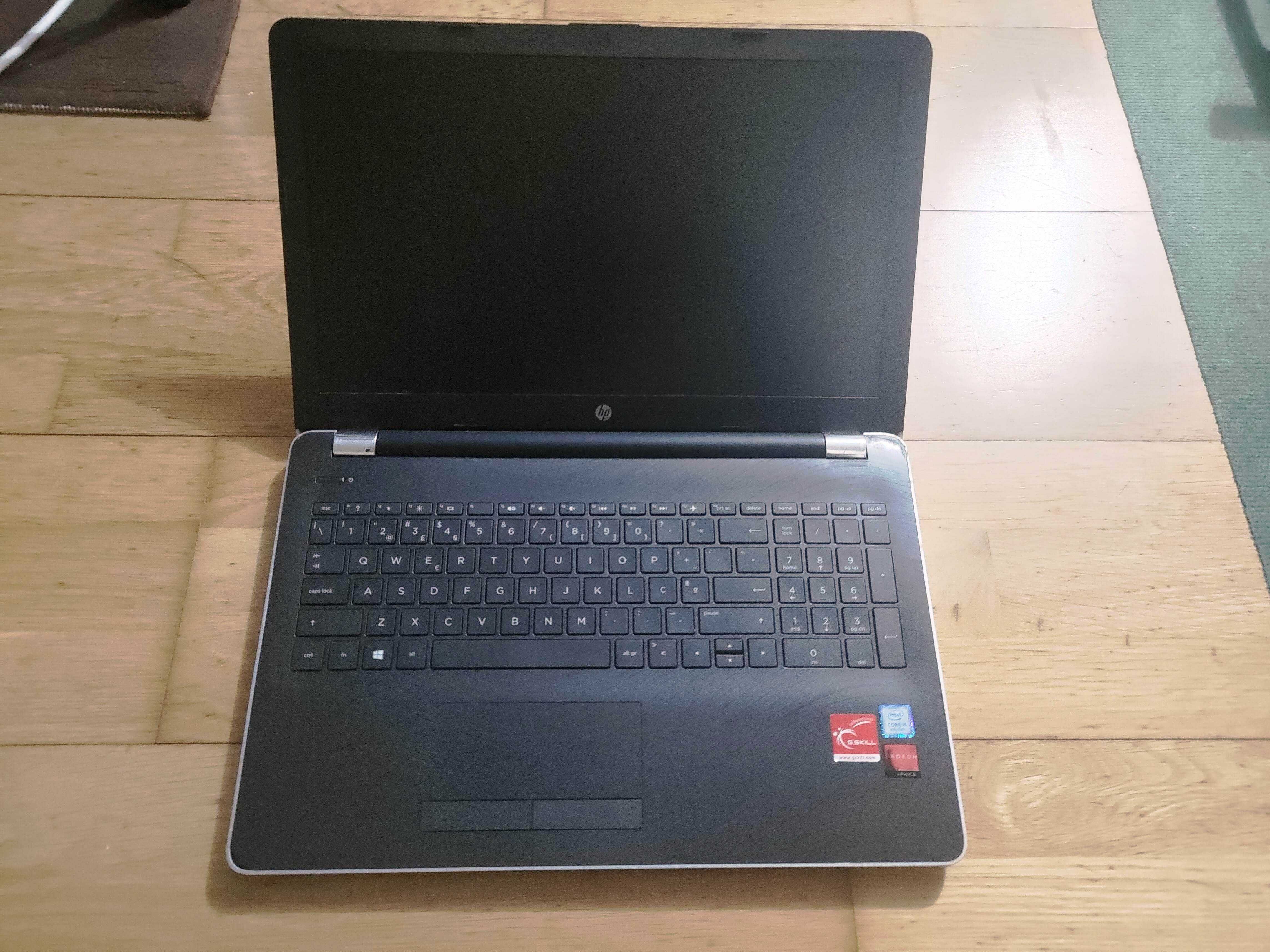 HP Laptop / Portátil com 24GB RAM e 512GB M2 SSD (Com Marcas de Uso)