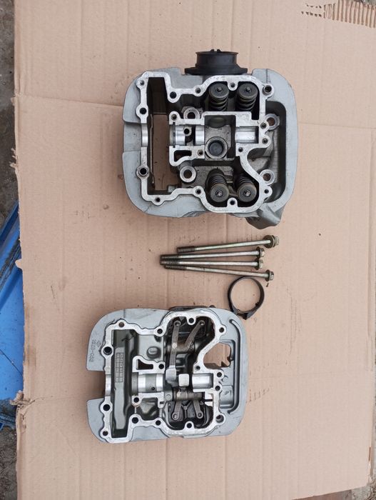 Głowica silnika cylindra Suzuki VS 800 Intruder s501 92 - 09r K4