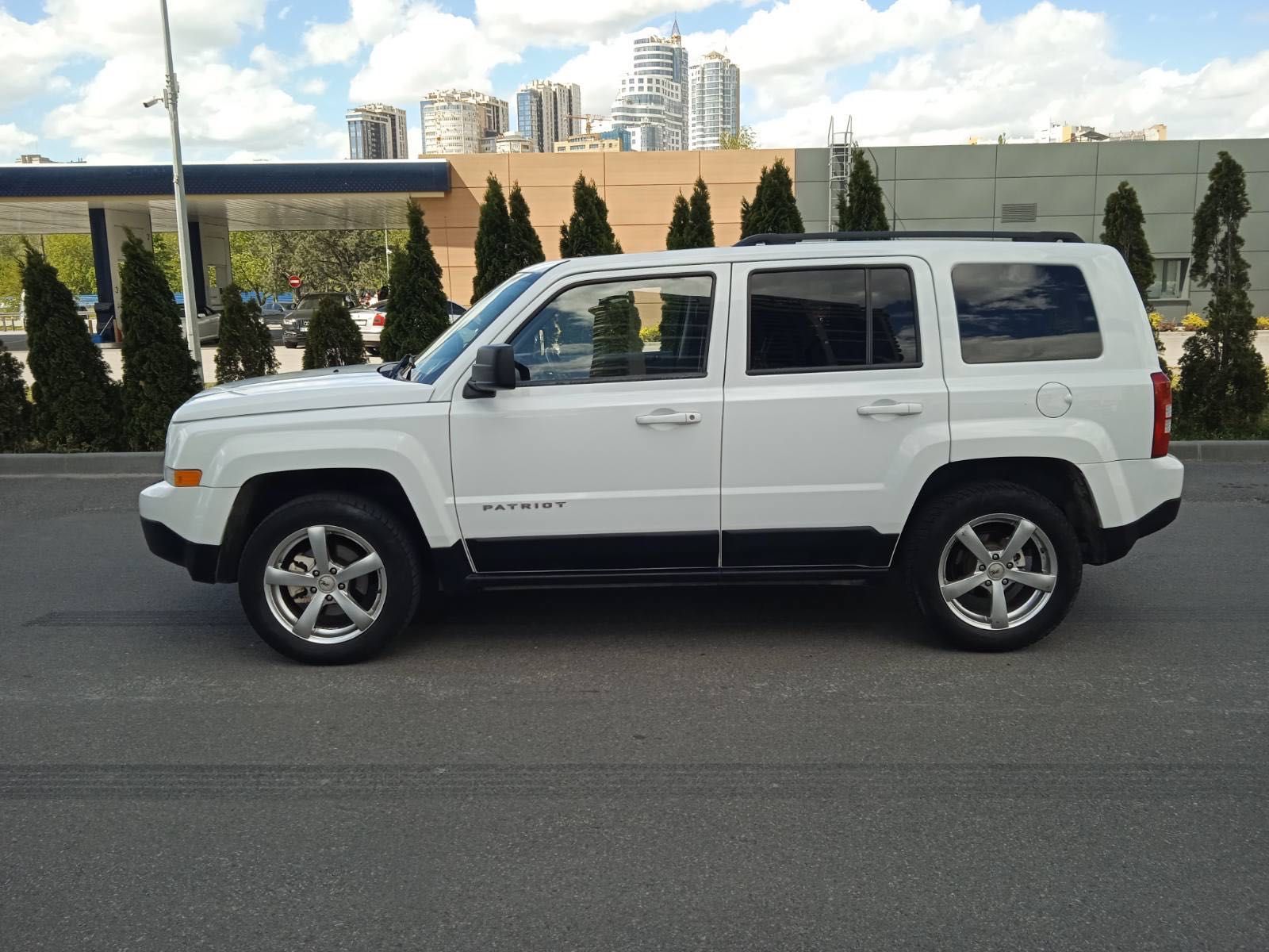 Продам Jeep Patriot 2014 года.