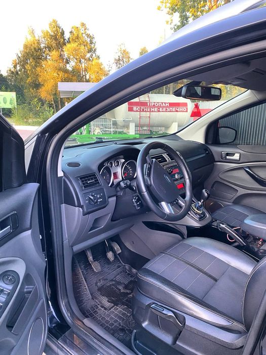 Продам Ford Kuga