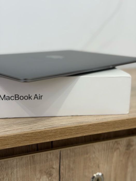 Macbook air m1 8/256 97% ідеал