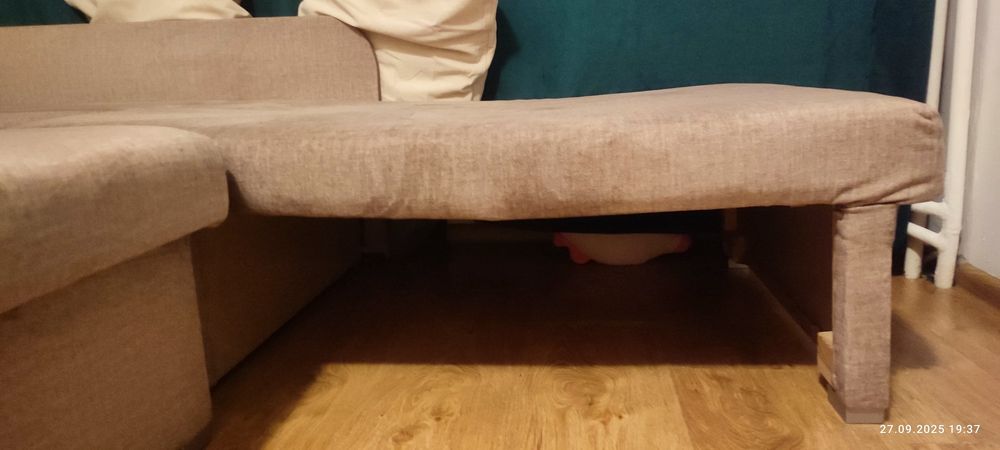 Dwa tapczany/łozka dziecięce rozkladane ze schowkiem