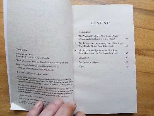Книга "The Case for Easter" Lee Strobel