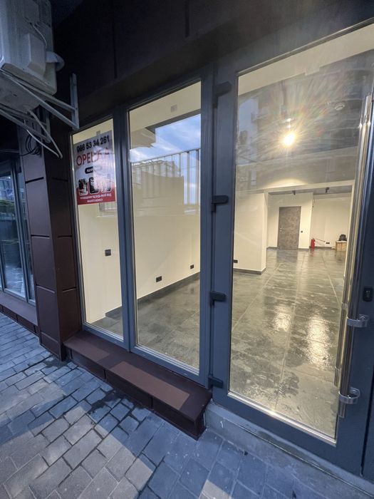 Комерційне приміщення (вул. Княгинин, 44)