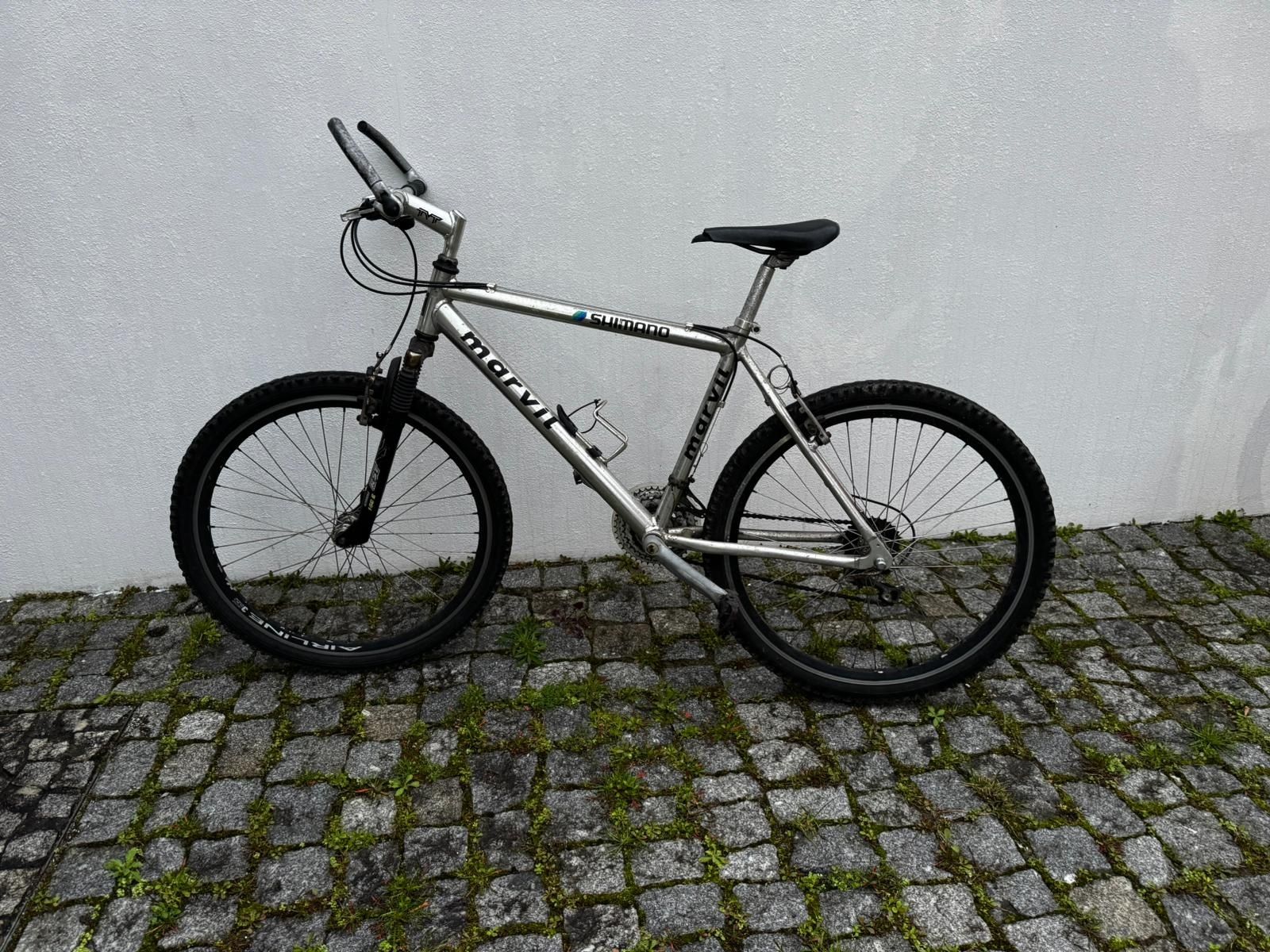 2 bicicletas em bom estado