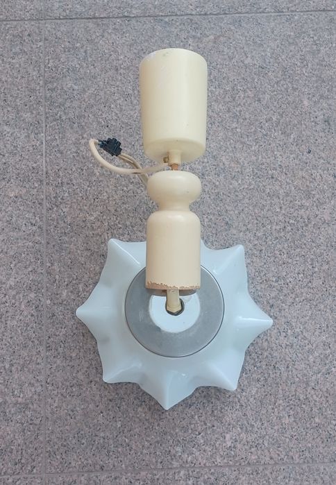 Lampa sufitowa kwiatek szklana sprawna z zarówką
