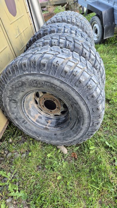 Резина уаз 5 колес р15. 35 з дисками -40