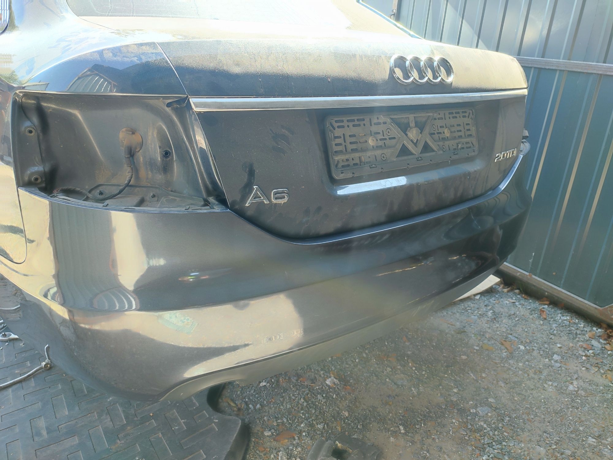 Задний бампер на Ауди А6 Ц6 седан Audi A6 C6 седан, цвет LZ7Q