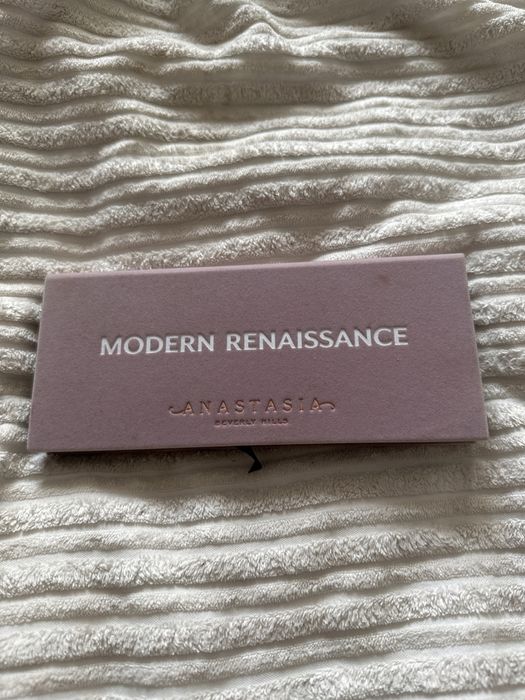 Paletka do makijażu modern renaissance anastasia