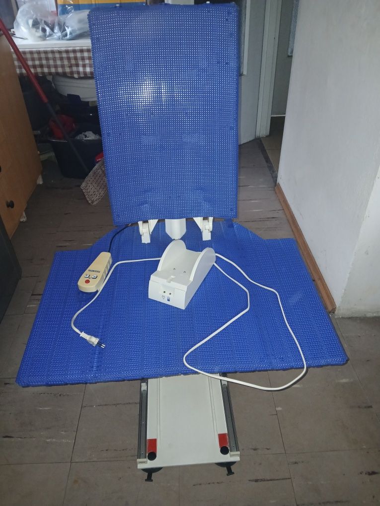 Podnośnik wannowy winda Aquatec Fortuna