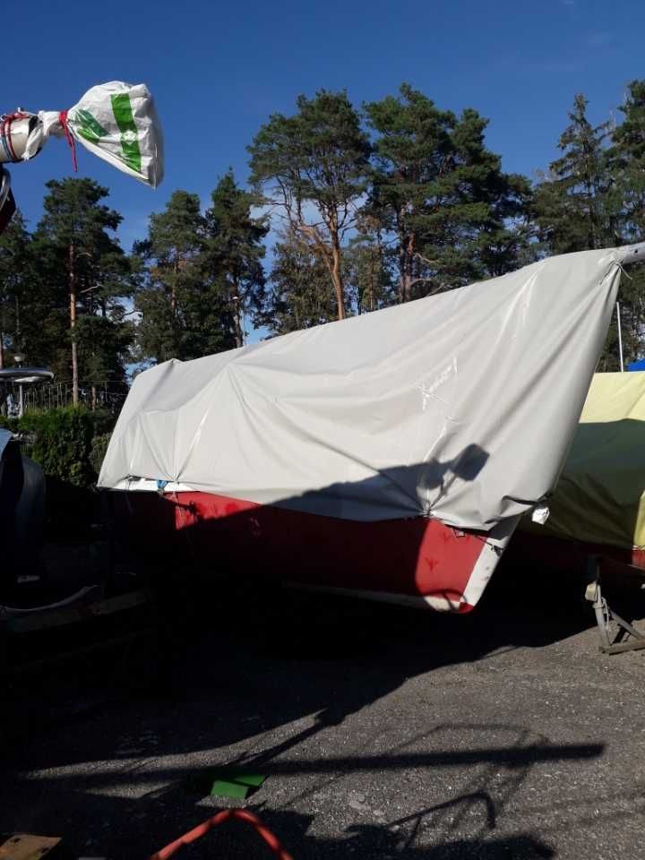 Jacht żaglowy >  >  >  Tanio Sprzedam