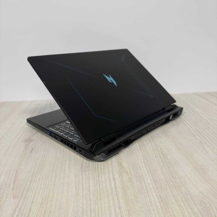 Acer Nitro 16 AN16-41 2K 165Hz Ryzen 9 7840HS 32GB SSD 1TB RTX 4070
