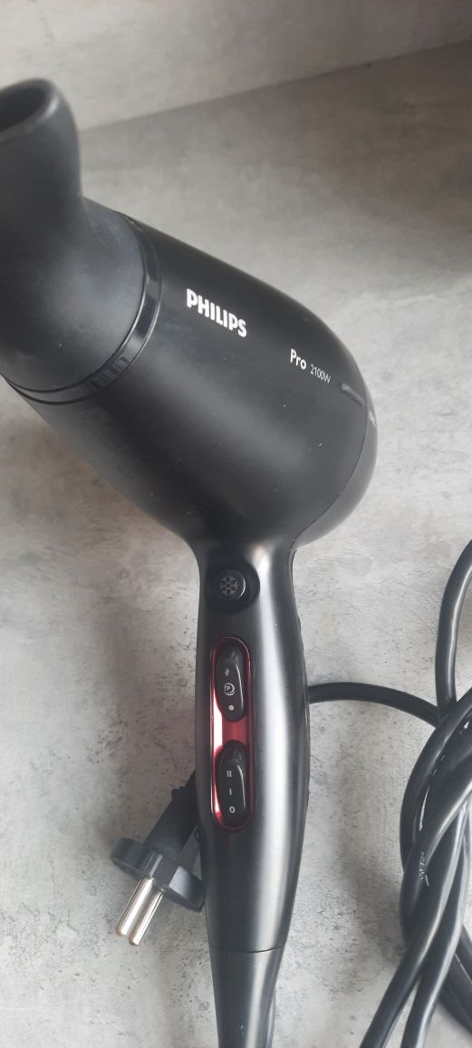 Фен Philips Prestige Pro