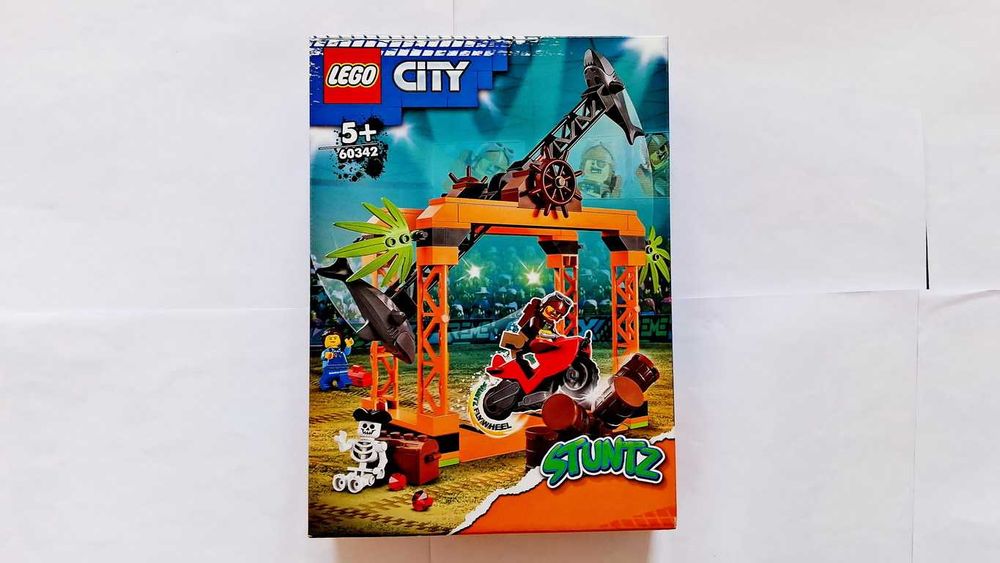 LEGO City Stuntz 60342 The Shark Attack Stunt Challenge selado