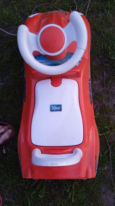 Продам дитячу машину б.у