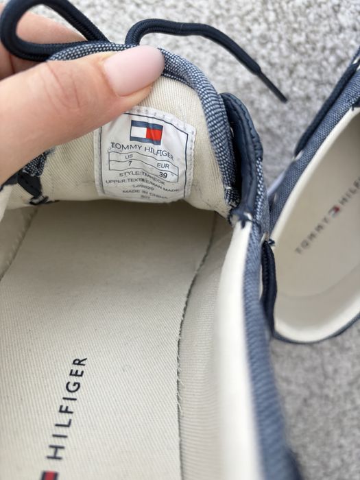 Лофери сліпони нові tommy hilfiger