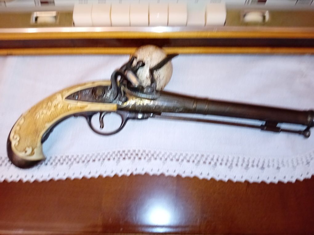 Replica de arma antiga de decoração