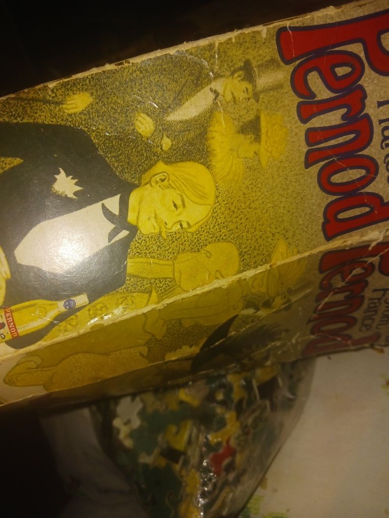 Puzzle antigo caixa com defeito