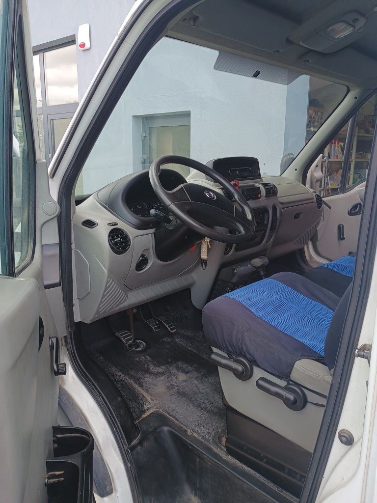 Opel Movano 2 5 DTi