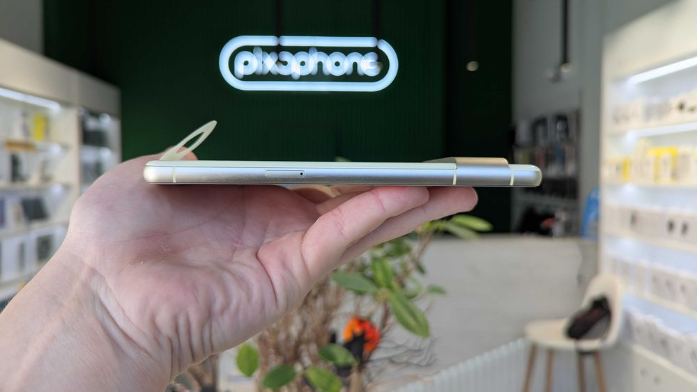 Магазин NEW Google Pixel 7 8/128GB Lemongrass/Obsidian Гарантiя Trade