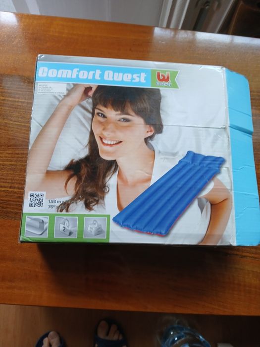 Nowy materac kempingowy.