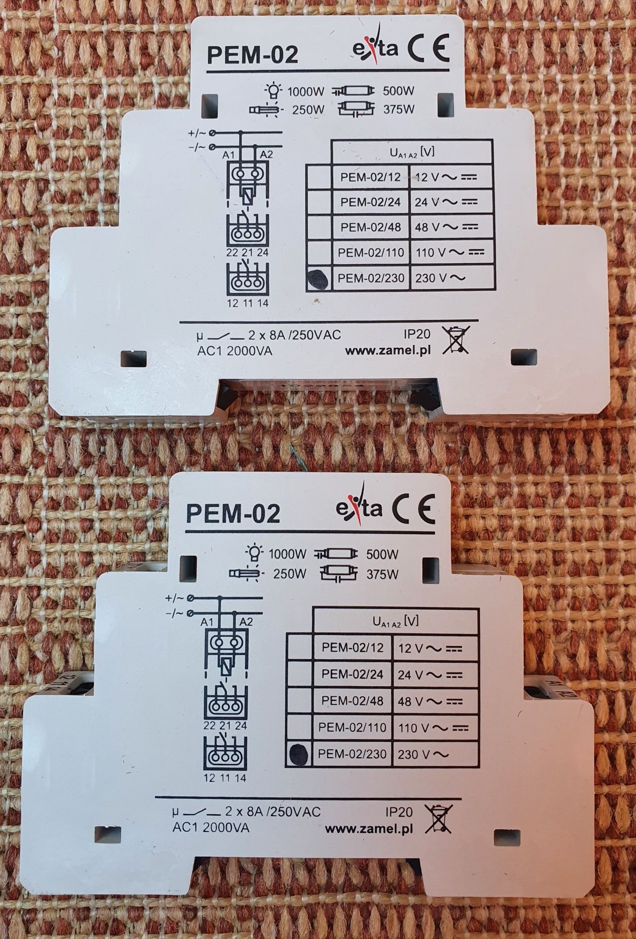 Przekaźnik przekaźniki elektromagnetyczne  230V AC/DC ZAMEL PEM-02/230