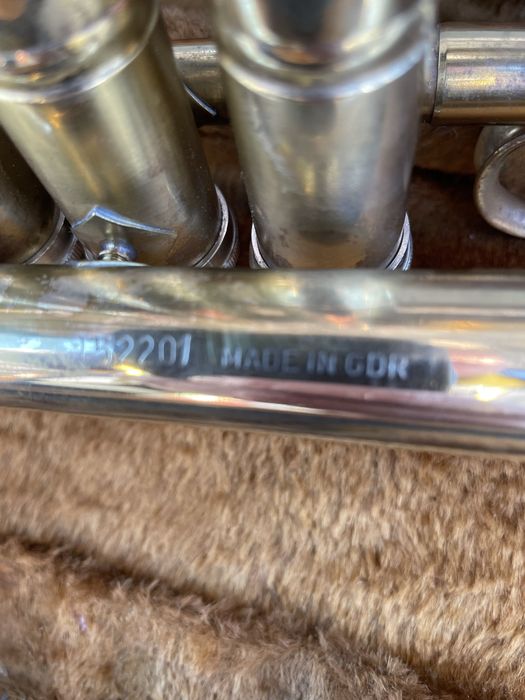 Продам духовий інструмент труба виробництво GDR