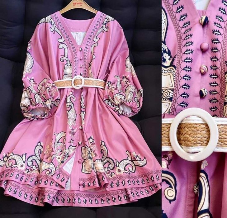 Розкішна сукня (плаття)