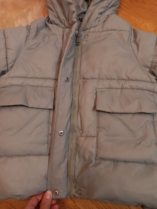 Курточка для дівчинки від Zara, 116 см.