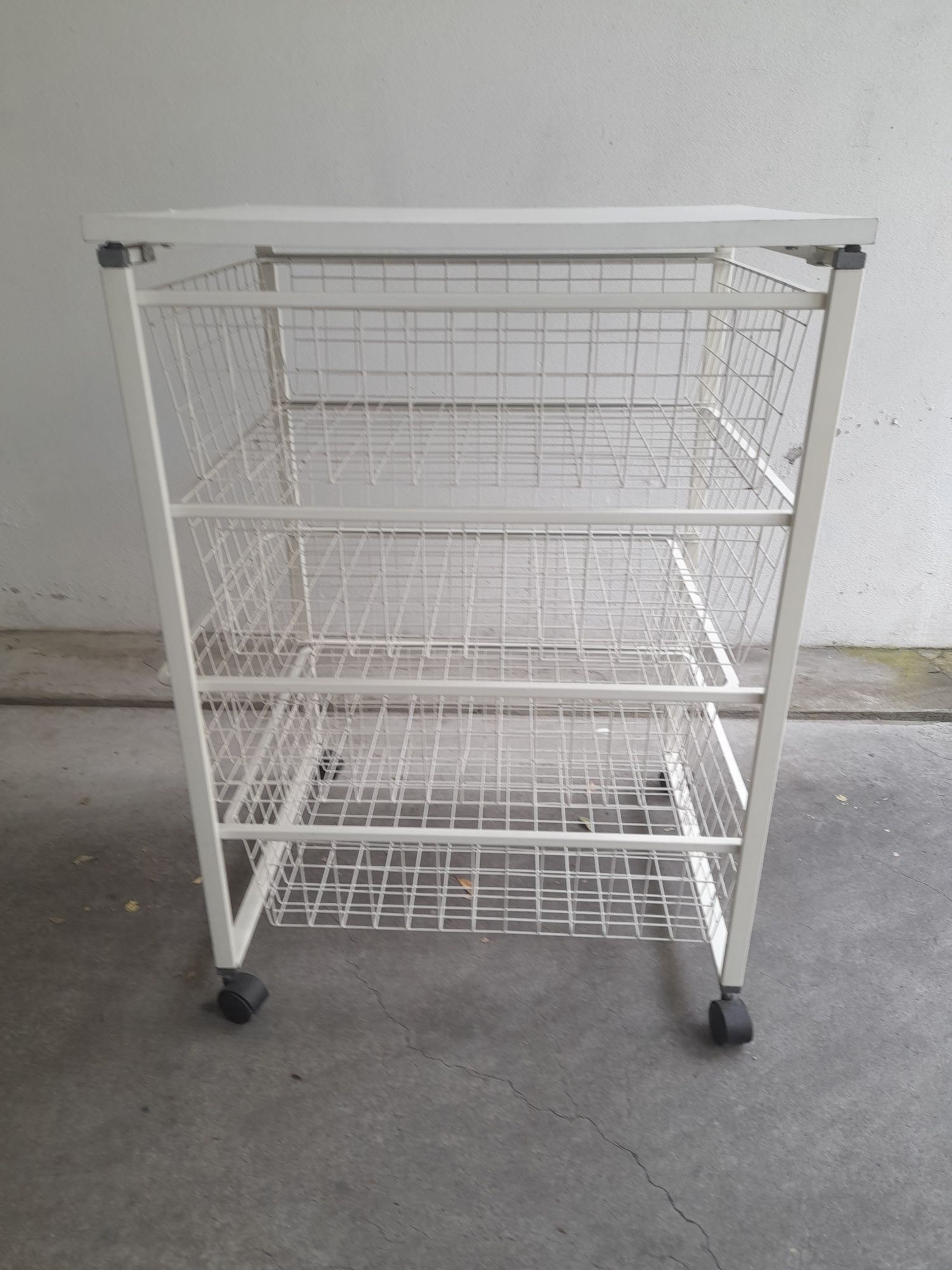 Mesa apoio ikea pra venda