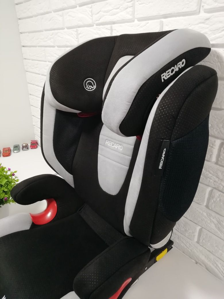 ISOFIX Recaro Monza Nova 2 Seatfix 3-12 років автокрісло бустер