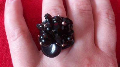 Эксклюзивное кожаное кольцо с натуральными камнями.