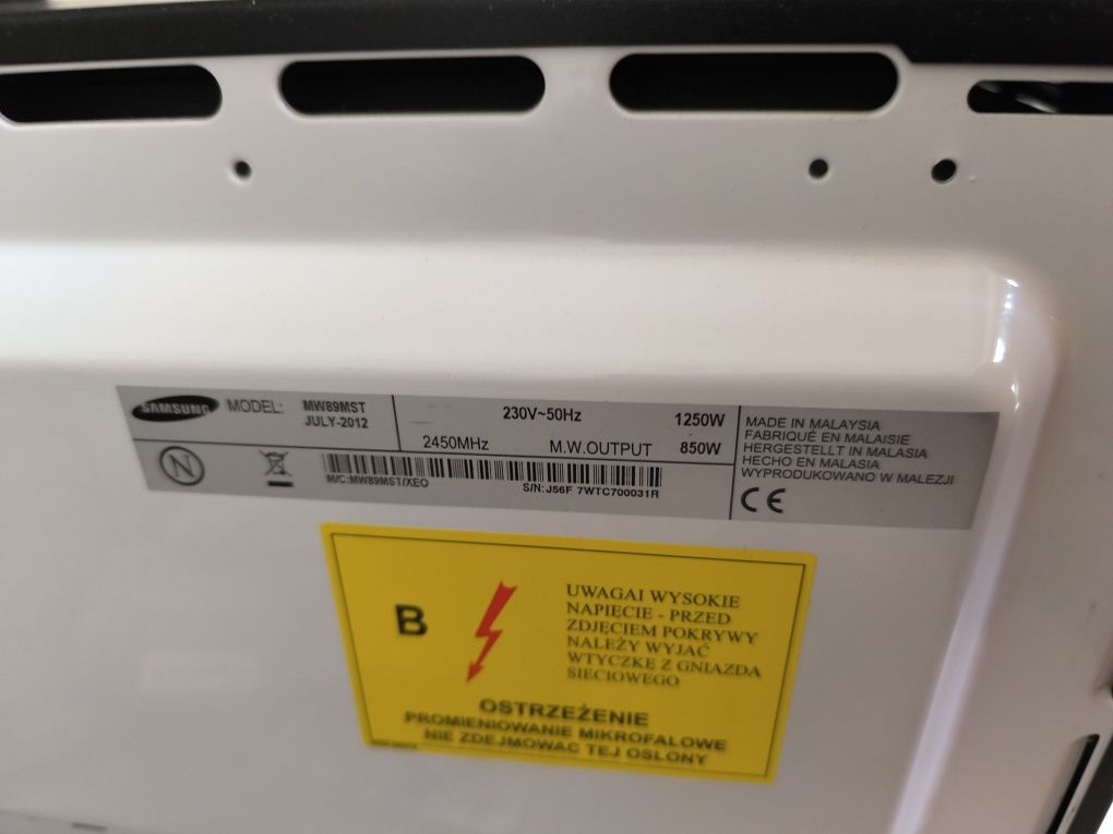 Kuchenka mikrofalowa Samsung MW 89 MST