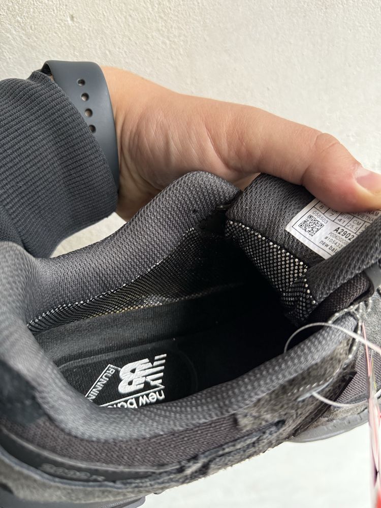 Осінні кросівки New Balance 2002R Black Gore-Tex (41-45)