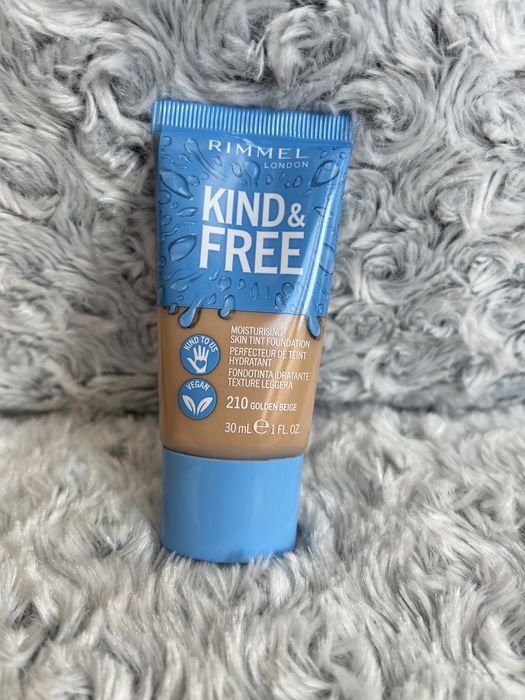 Podkład Rimmel Kind&Free 210 golden beige