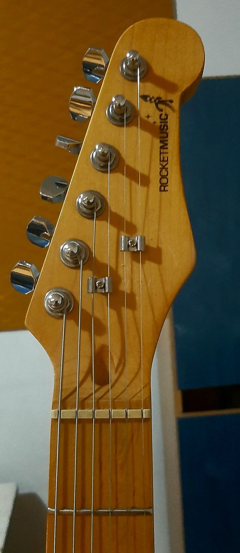 Gitara RocketMusic model stratocaster