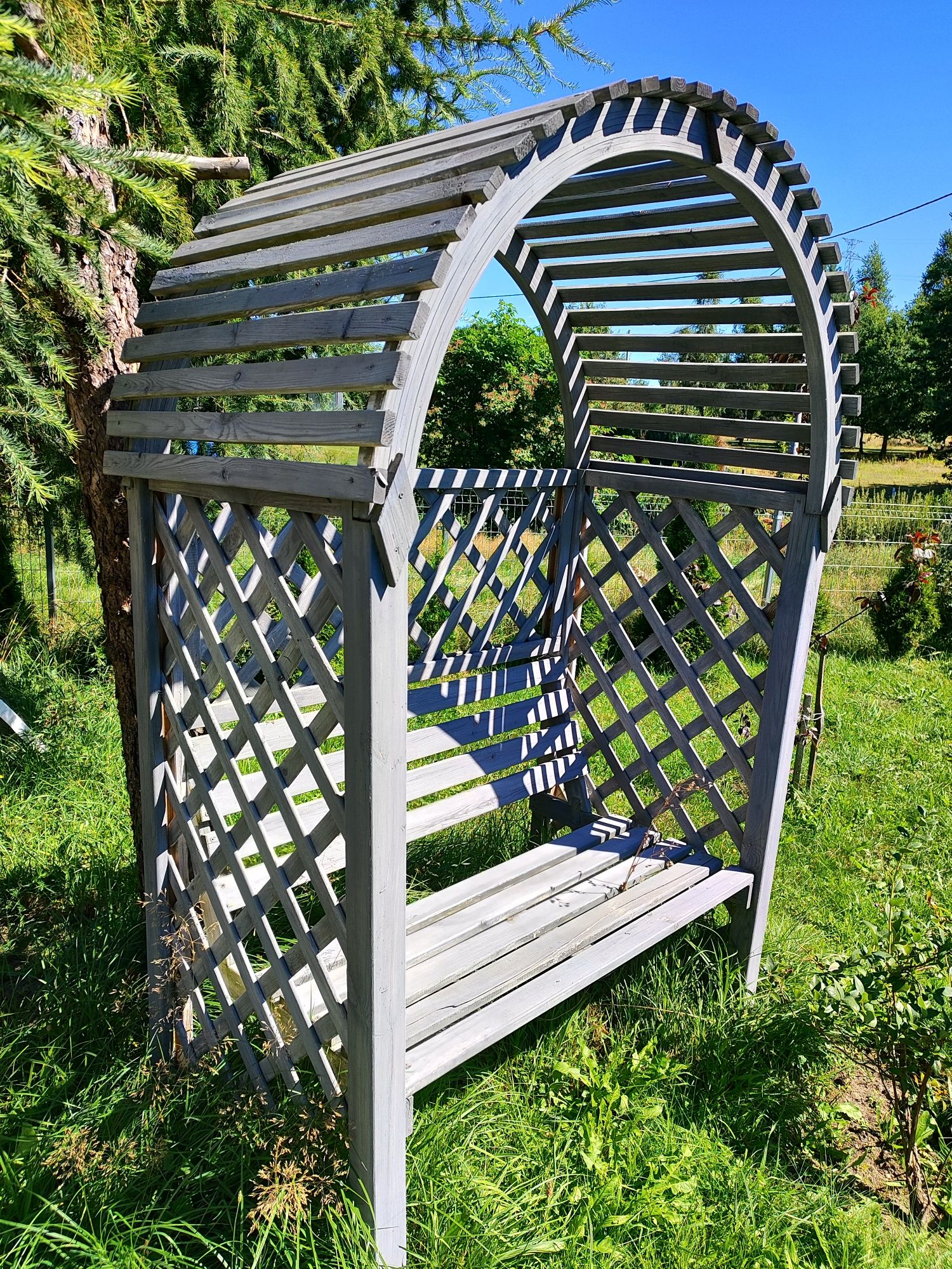 Pergola z drewna