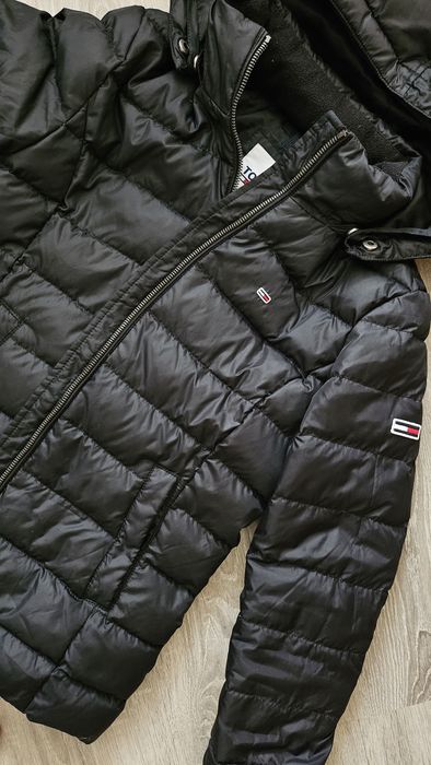 Tommy hilfiger пуховик куртка